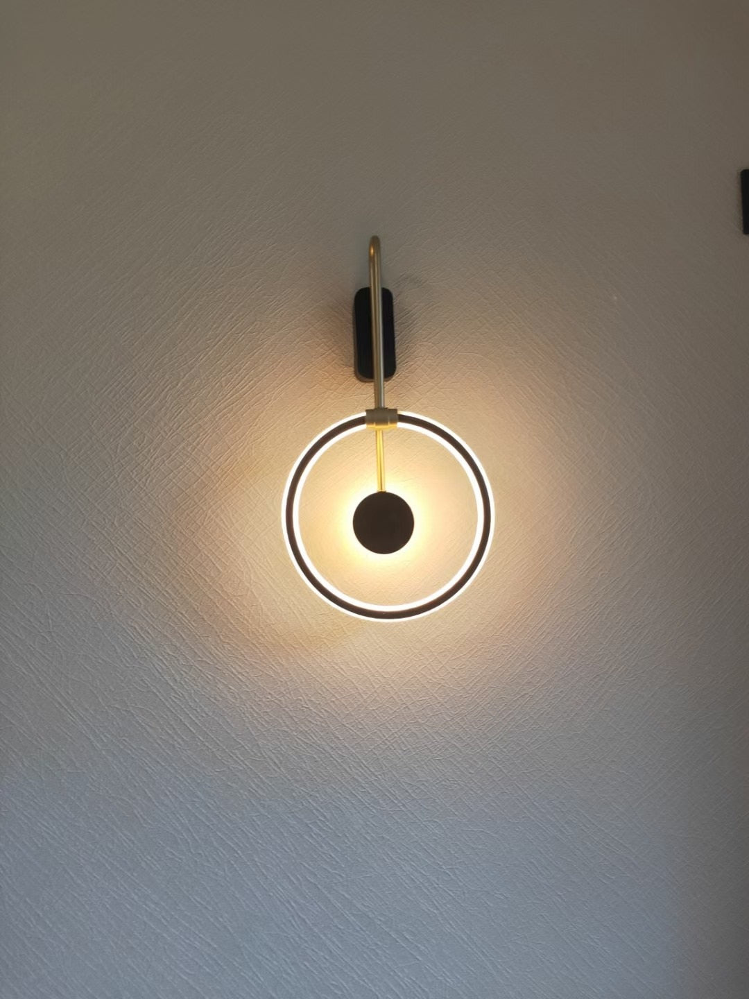 Acrylic LED ring wall lamp side view N-Lighten