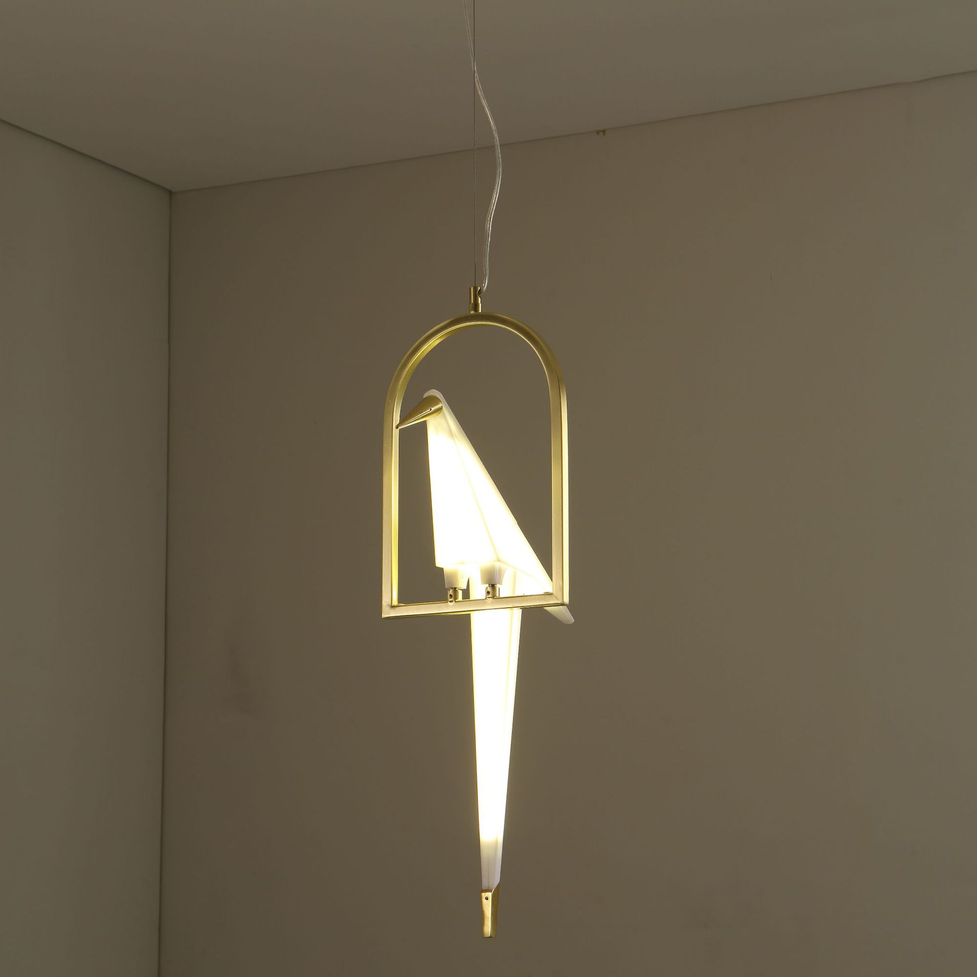 Nordic postmodern creative swing acrylic bird hanging pendant lamp