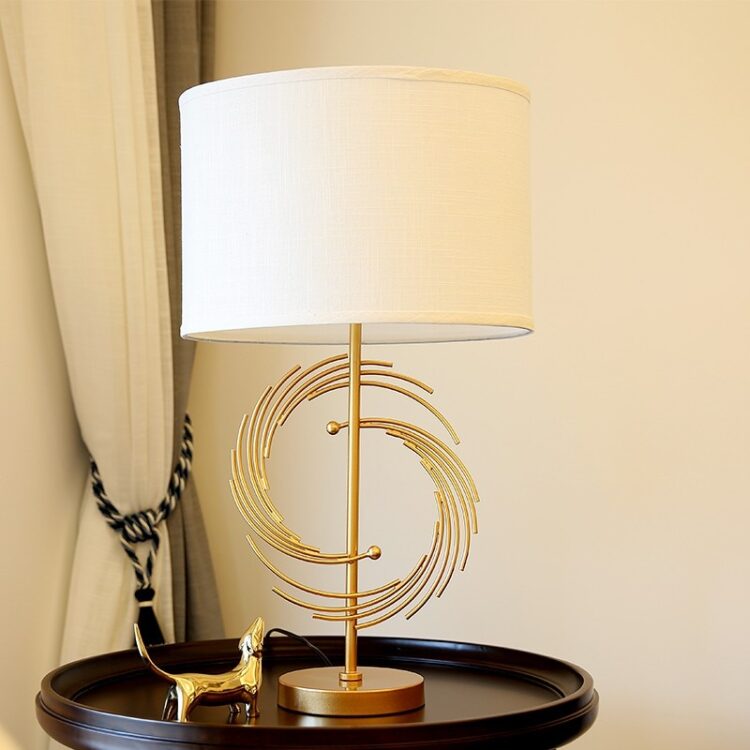 Modern Simple LED Table Lamp Lighting Bedroom Bedside Lamp Metal Gold Fashion Desk Light E27 Lamp Art Home Deocration Desk Light 3